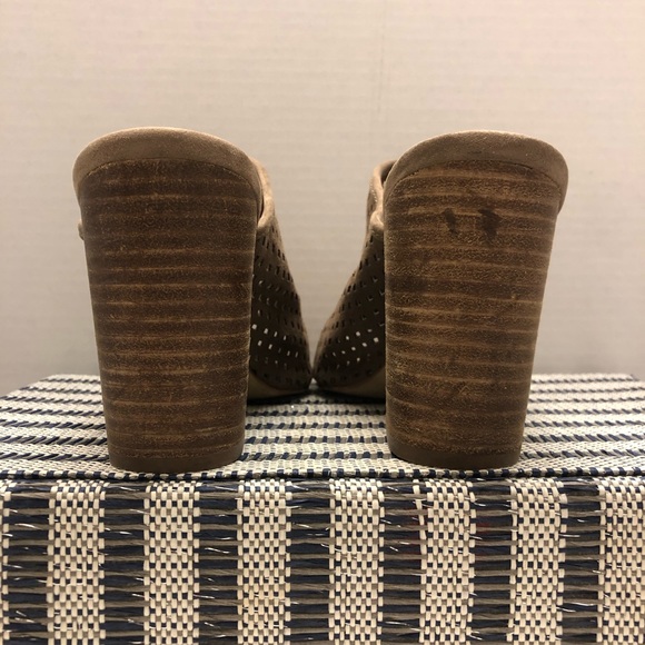 Super Cute Wedges - Picture 4 of 14